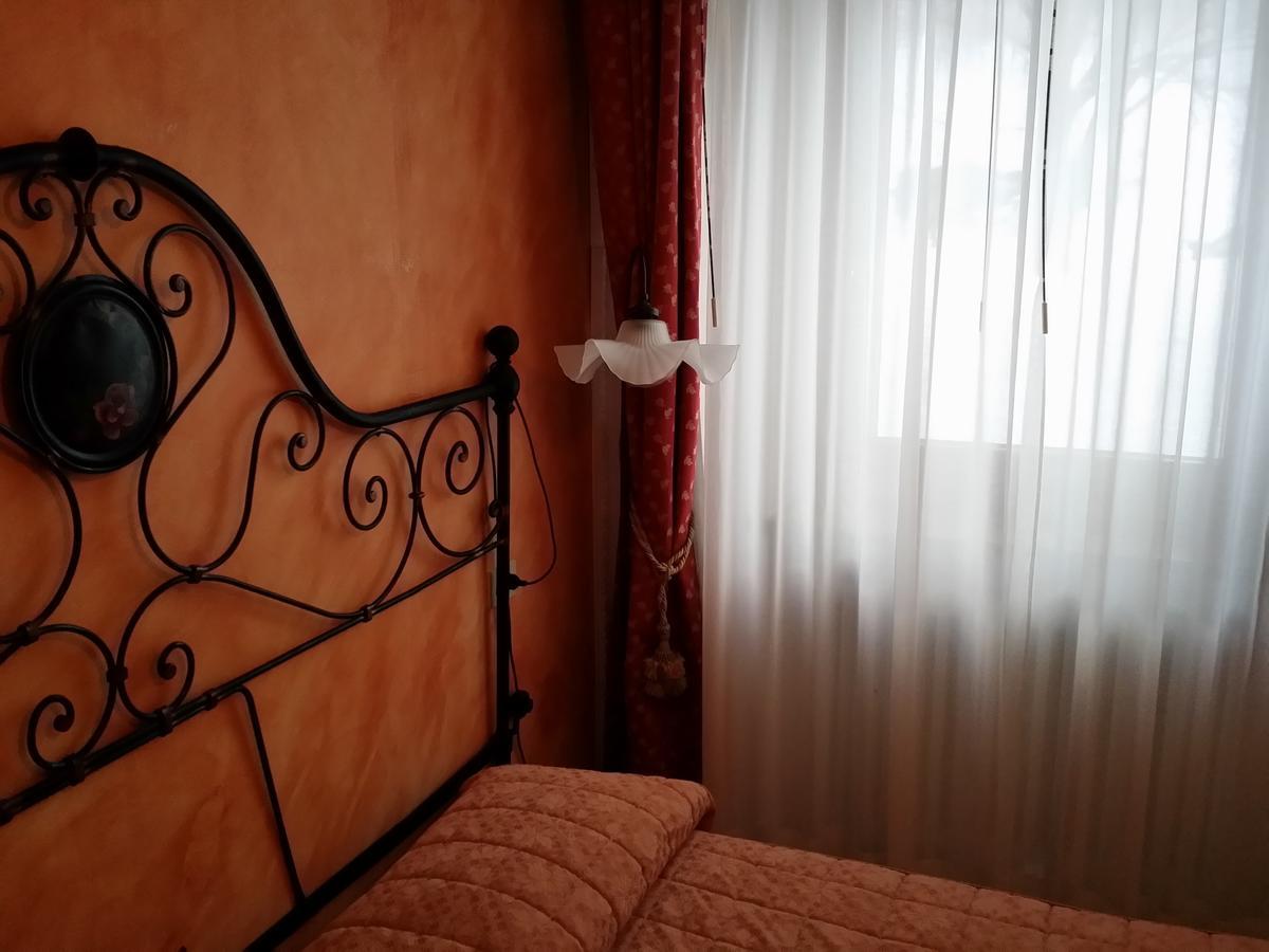 Albergo Diana Cerreto Laghi Quarto foto